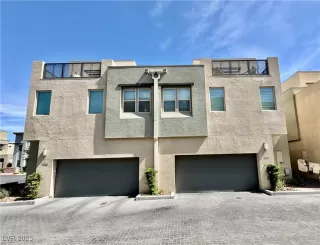 Photo #2: 2677312 Listing 