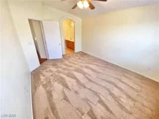 Photo #2: 2677323 Listing 