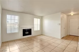 Photo #5: 2677325 Listing