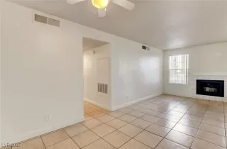 Photo #6: 2677325 Listing