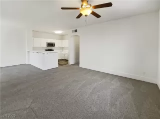 Photo #2: 2677348 Listing