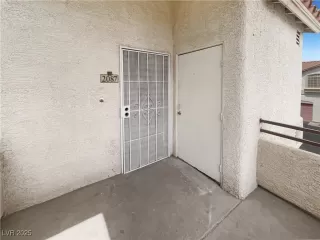 Photo #5: 2677348 Listing