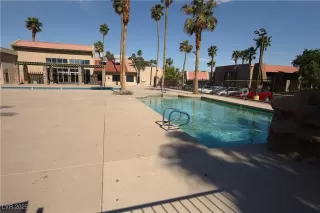 Photo #3: 2677399 Listing 