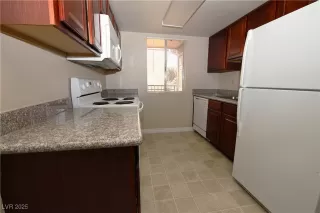 Photo #5: 2677399 Listing 