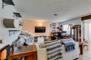 Photo #1: 2677419 Listing 