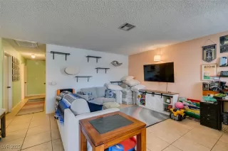 Photo #5: 2677419 Listing 