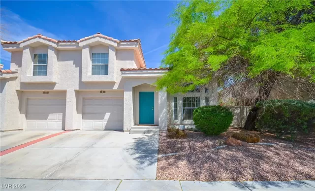 MLS: 2677511 Condo For Sale