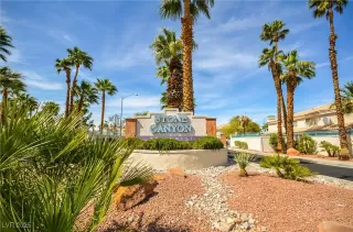 Photo #1: 2677511 Listing