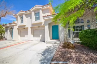 Photo #4: 2677511 Listing