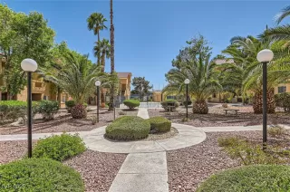 Photo #1: 2677535 Listing