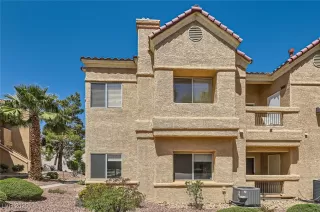 Photo #2: 2677535 Listing