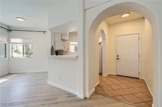 Photo #4: 2677535 Listing