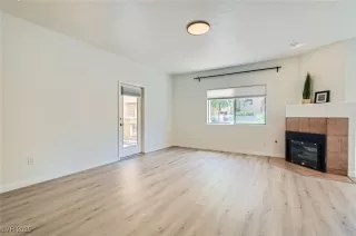 Photo #6: 2677535 Listing