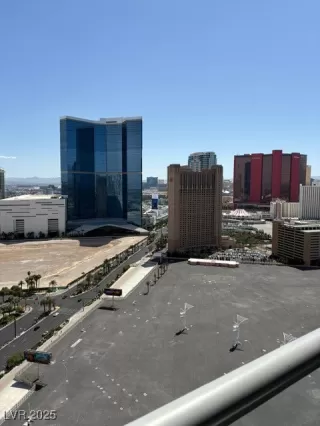 Photo #1: 2677540 Listing 