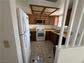 Photo #1: 2677547 Listing 