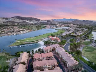 Photo #5: 2677567 Listing 