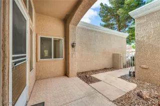 Photo #6: 2677573 Listing