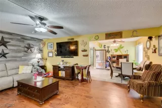 Photo #3: 2677592 Listing