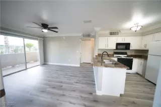 Photo #3: 2677599 Listing 