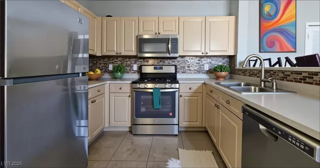 MLS: 2677615 Condo For Sale