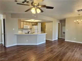 Photo #6: 2677685 Listing 