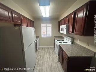 Photo #3: 2677688 Listing 