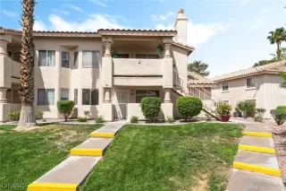 Photo #2: 2677701 Listing