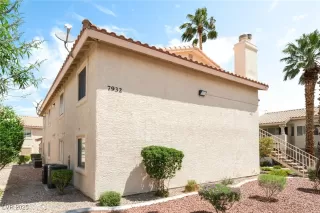 Photo #4: 2677701 Listing