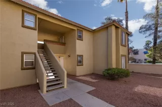 Photo #2: 2677705 Listing 