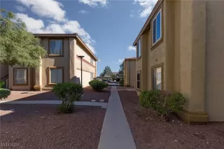 Photo #3: 2677705 Listing 