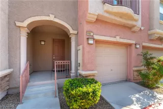 Photo #1: 2677731 Listing 