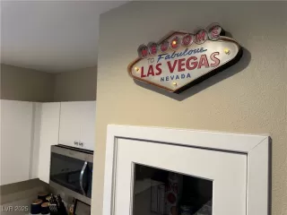 Photo #6: 2677757 Listing 