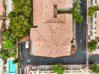 Photo #4: 2677770 Listing