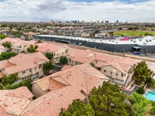 Photo #6: 2677770 Listing