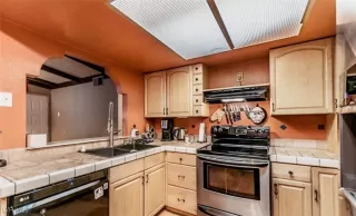 Photo #2: 2677776 Listing