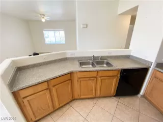 Photo #1: 2677783 Listing 