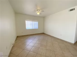 Photo #2: 2677783 Listing 