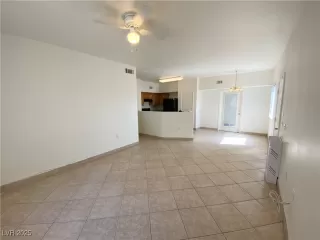 Photo #3: 2677783 Listing 