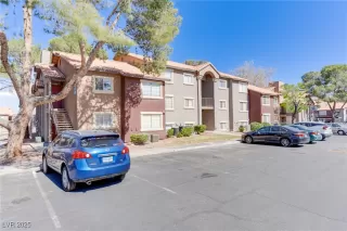 Photo #1: 2677789 Listing 