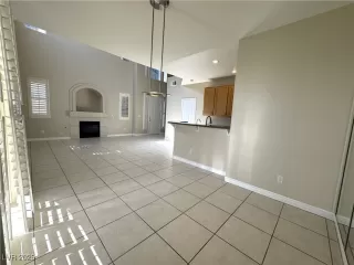 Photo #3: 2677811 Listing 