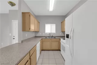 Photo #6: 2677838 Listing 