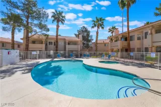 Photo #1: 2677850 Listing 