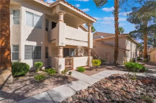 Photo #5: 2677850 Listing 