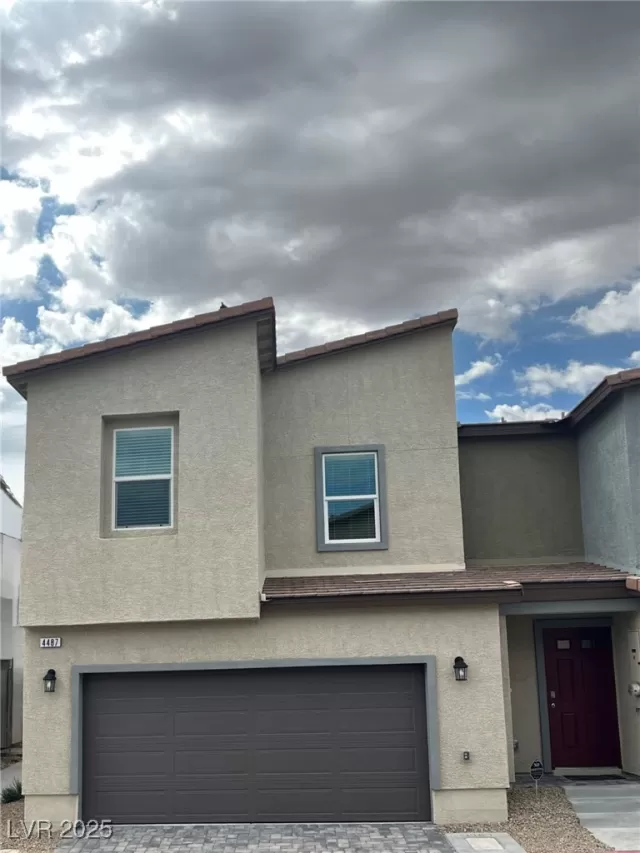 MLS: 2677886 Condo For Sale