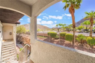 Photo #3: 2677902 Listing 