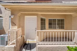 Photo #2: 2677904 Listing 