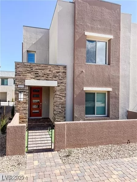 MLS: 2677937 Condo For Sale