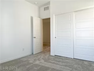 Photo #1: 2677937 Listing 