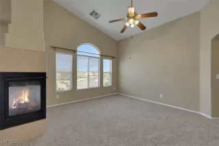 Photo #6: 2677959 Listing