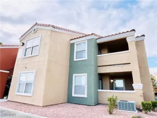 Photo #2: 2677962 Listing